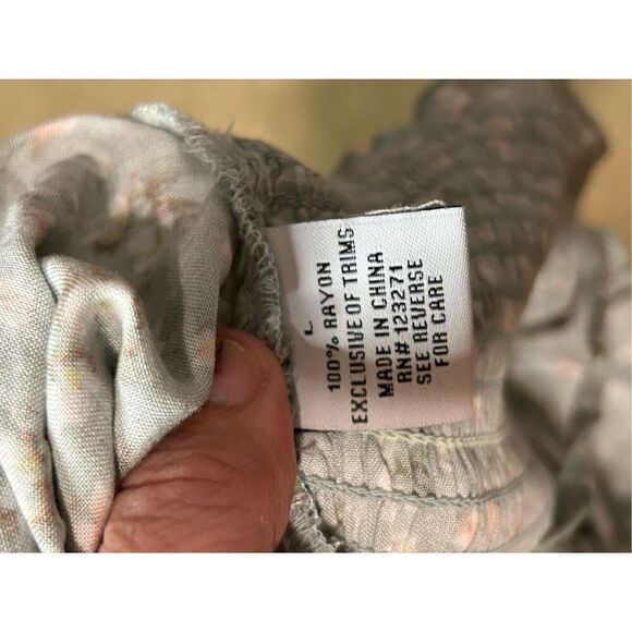 🆕 Liv & Lottie printed chalice long sleeve top with ruched front Juniors size L - Picture 10 of 11